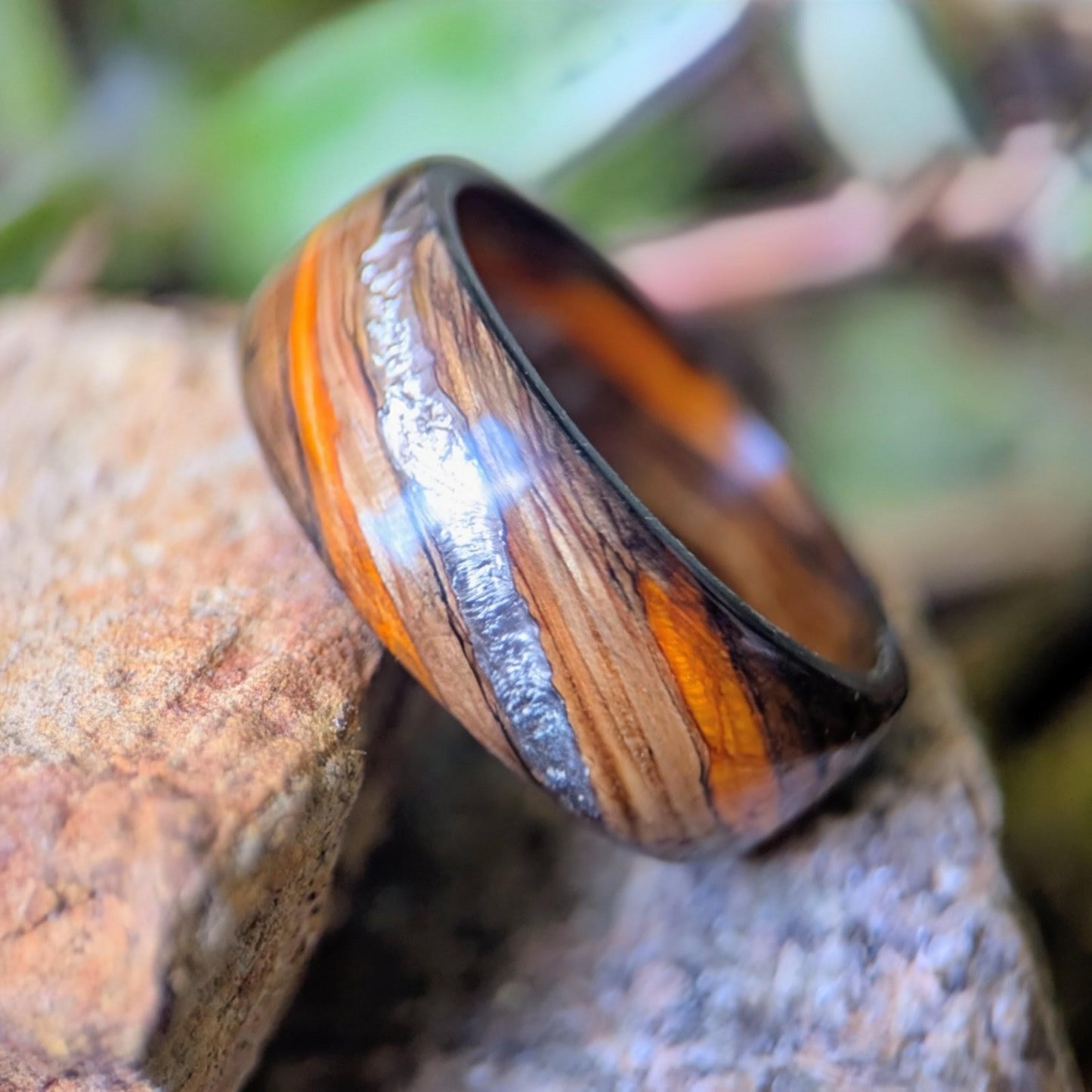 Jameson Whiskey Barrel Platinum & Orange Spiral Grain Wood Ring. Handmade, Custom, Wooden Wedding Bands by Grown Rings. Jameson Whiskey Rings Wedding Bands GrownRings Jack Daniels Barrel, Whiskey Barrel Ring, White oak, Handmade, Reclaimed Wood, mens ring handmade, custom wood ring, Womens ring, rings made of wood, Anniversary gift, Irish wedding, Jameson Whiskey Barrel, platinum