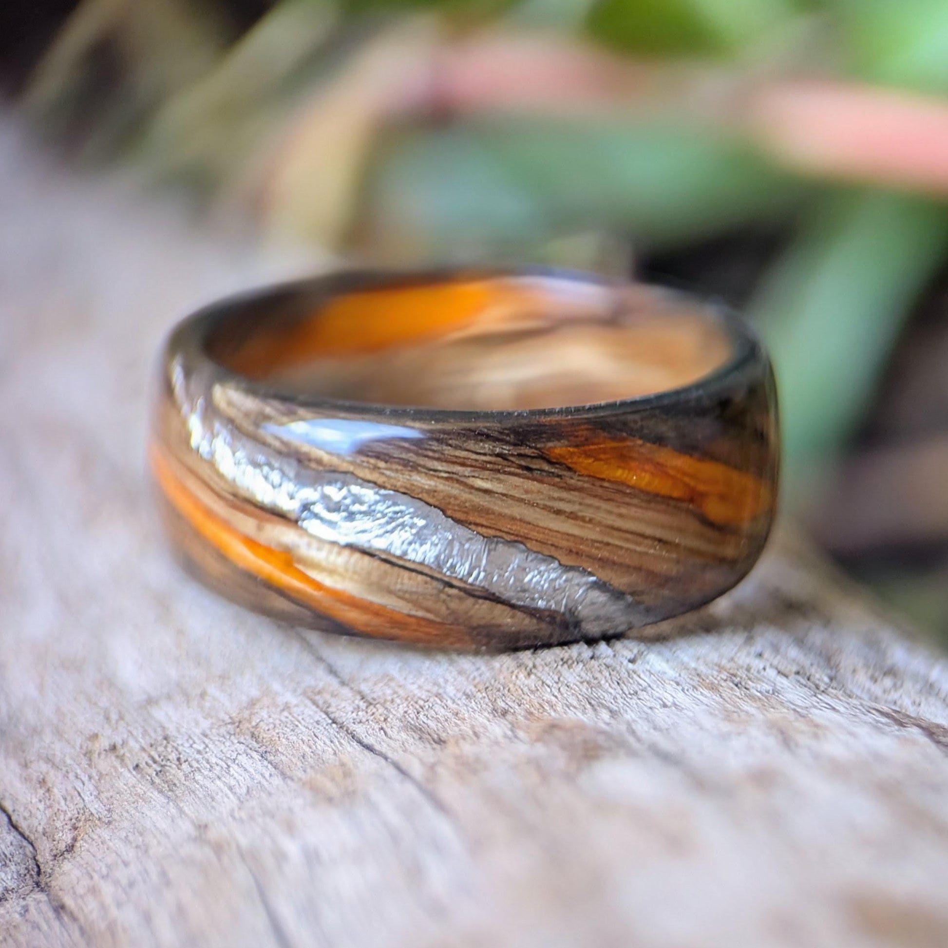 Jameson Whiskey Barrel Platinum & Orange Spiral Grain Wood Ring. Handmade, Custom, Wooden Wedding Bands by Grown Rings. Jameson Whiskey Rings Wedding Bands GrownRings Jack Daniels Barrel, Whiskey Barrel Ring, White oak, Handmade, Reclaimed Wood, mens ring handmade, custom wood ring, Womens ring, rings made of wood, Anniversary gift, Irish wedding, Jameson Whiskey Barrel, platinum