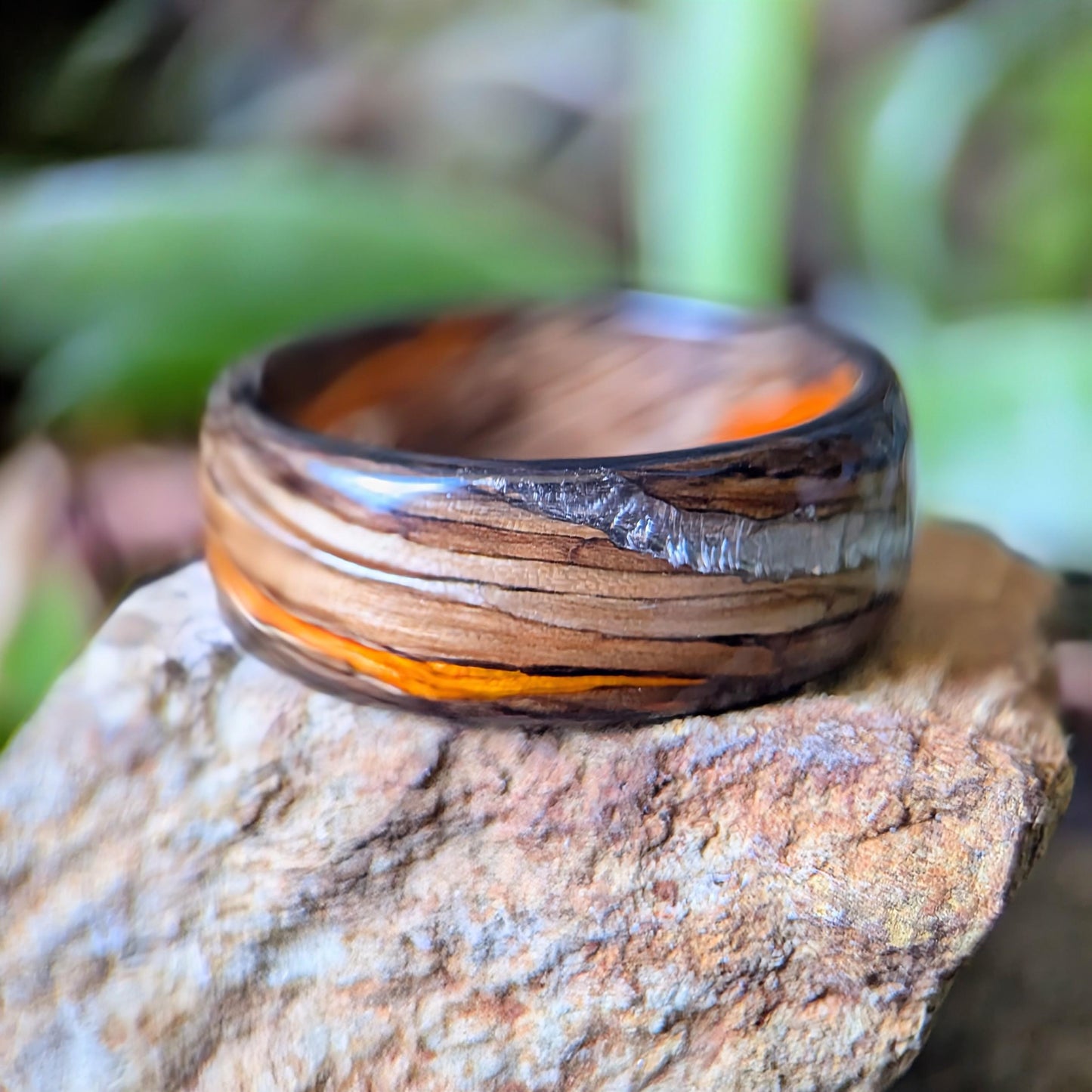 Jameson Whiskey Barrel Platinum & Orange Spiral Grain Wood Ring. Handmade, Custom, Wooden Wedding Bands by Grown Rings. Jameson Whiskey Rings Wedding Bands GrownRings Jack Daniels Barrel, Whiskey Barrel Ring, White oak, Handmade, Reclaimed Wood, mens ring handmade, custom wood ring, Womens ring, rings made of wood, Anniversary gift, Irish wedding, Jameson Whiskey Barrel, platinum