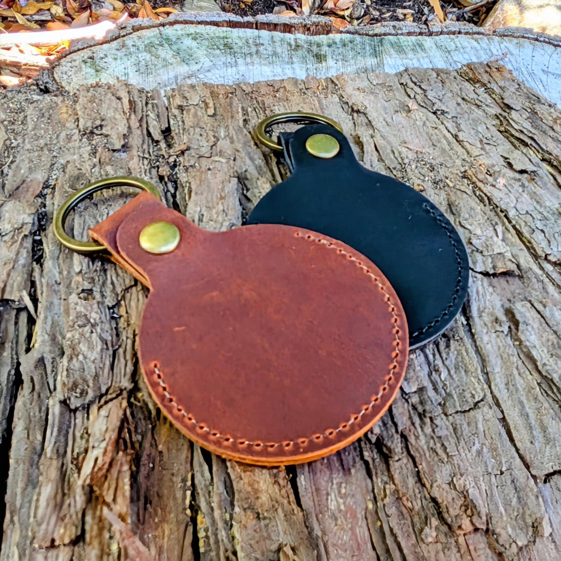 Leather Ring Holder, Pouch, Pocket, Keyring Gift Accessories Gifts For The Couple GrownRings Grown Rings, Custom Gift, Engagement, Graduation, Anniversary, wedding, leather, metal, key chain, Builder, Contruction, electrician, gym